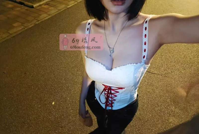 天河颜值美胸希希老师 - 广东-广州 楼凤实拍第2张