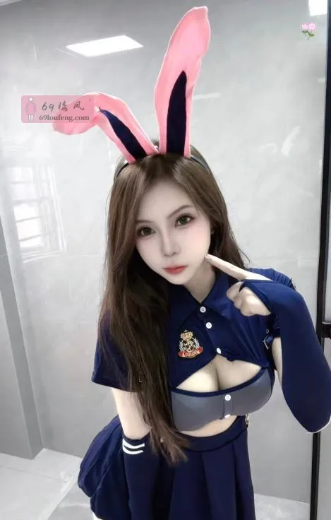 制服大胸小美女 - 上海-普陀区 楼凤实拍第2张
