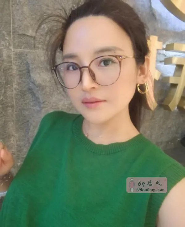 钟楼老板娘 - 江苏-常州 楼凤实拍第1张
