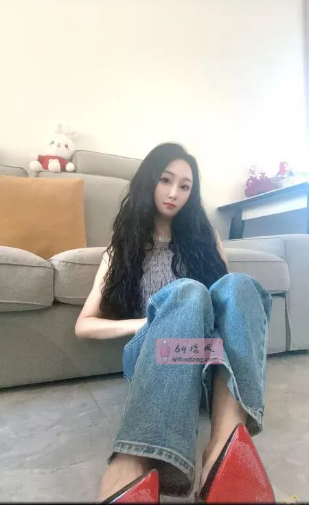 南站御姐 - 江苏-南京 楼凤实拍第1张