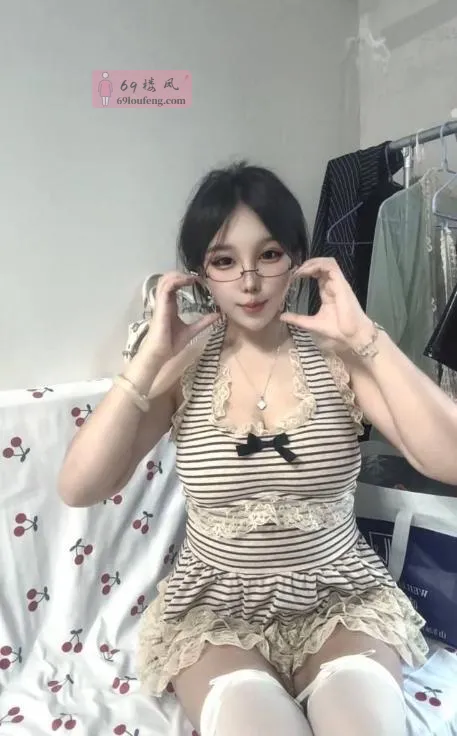 湖里性感诱惑眼镜妹 - 福建-厦门 楼凤实拍第1张