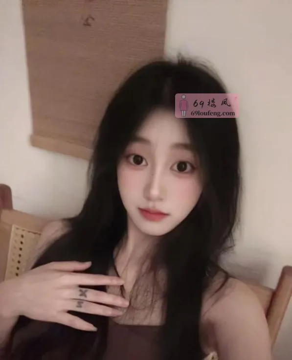 江岸清纯可爱美少女 - 湖北-武汉 楼凤实拍第1张