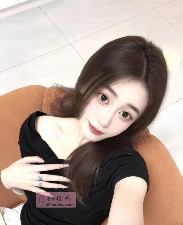 江岸清纯可爱美少女 - 湖北-武汉 楼凤实拍第4张