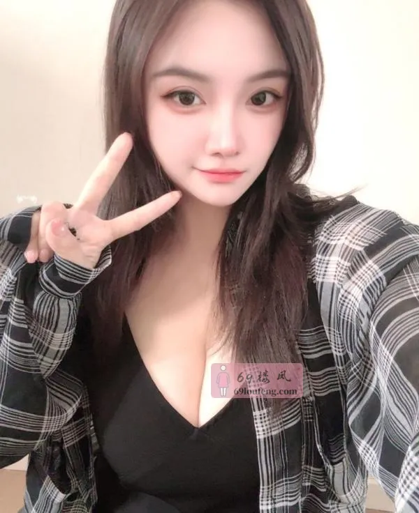 F杯巨乳小琴 - 湖南-长沙 楼凤实拍第3张
