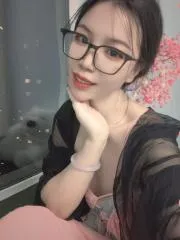 铁西眼镜气质美女 在线预约参考图 - 辽宁 - 沈阳站街快餐
