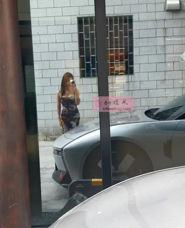 肥臀大奶美女 - 广东-佛山 楼凤实拍第3张