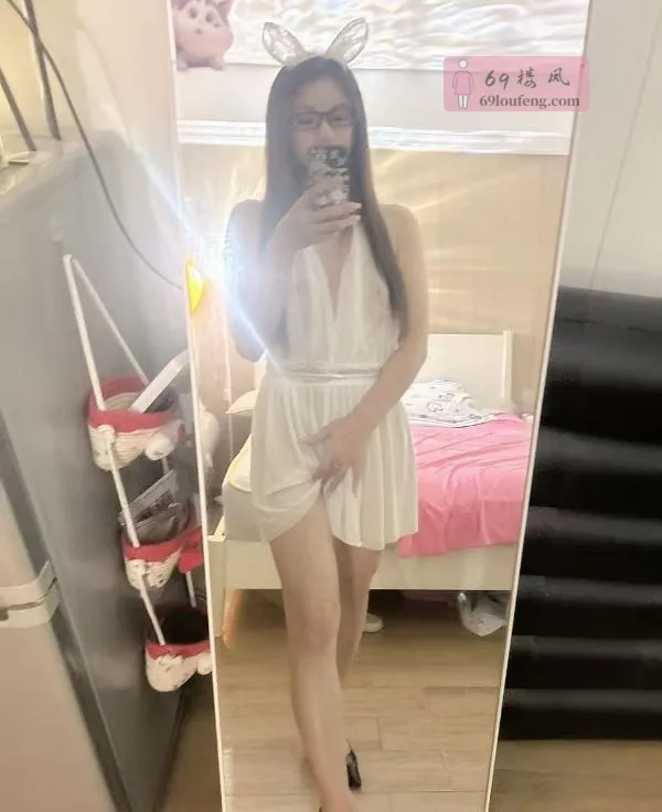 宝安骚露老师 - 广东-深圳 楼凤实拍第3张