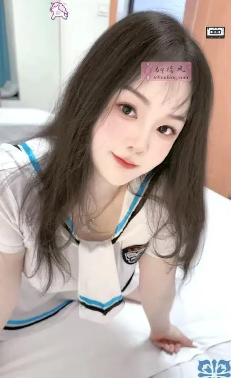 成都服务系眼镜小妹 - 四川-成都 楼凤实拍第1张