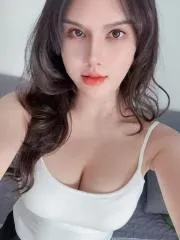 广东 - 深圳高颜值老师可舌吻美女婉言实拍