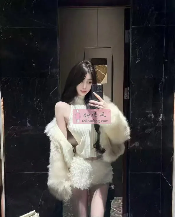 高颜值青春美少女 现场拍摄照片 (湖南 - 长沙)