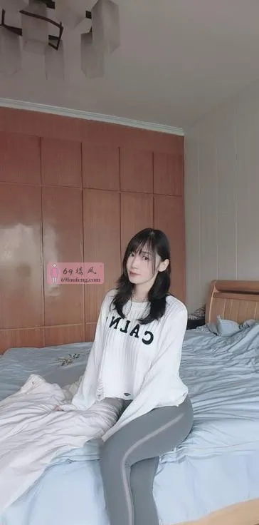 新北长腿骚妹子 - 江苏-常州 楼凤实拍第2张
