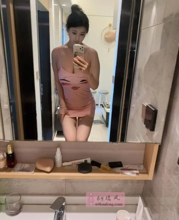 大胸少妇鹿鹿 - 广东-深圳 楼凤实拍第2张