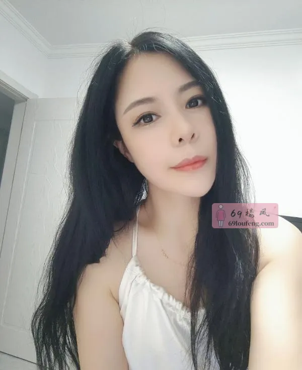 御姐青青老师 - 江苏-苏州 楼凤实拍第4张