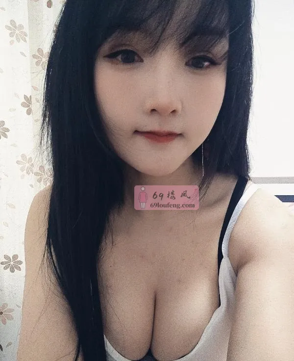 服务系美女 - 江苏-苏州 楼凤实拍第3张