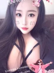 北京 - 东城区 宅男福利推荐：风骚黑丝小女子 实景