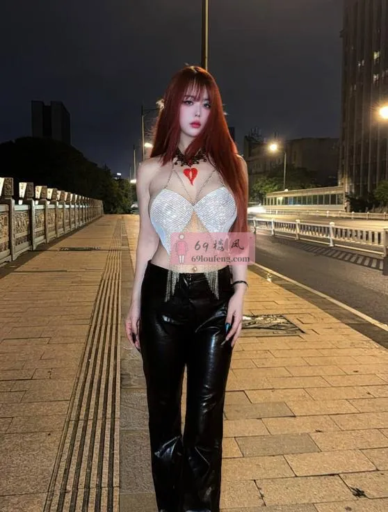 风骚配合颜值馨菲老师 - 浙江-杭州 楼凤实拍第3张