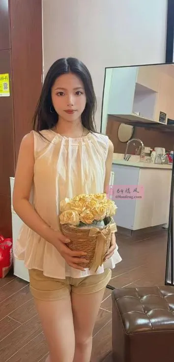 温柔配合水多小姐姐 - 广东-深圳 楼凤实拍第3张