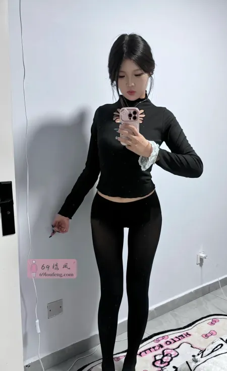 黑丝美腿奈奈 - 山东-济南 楼凤实拍第3张