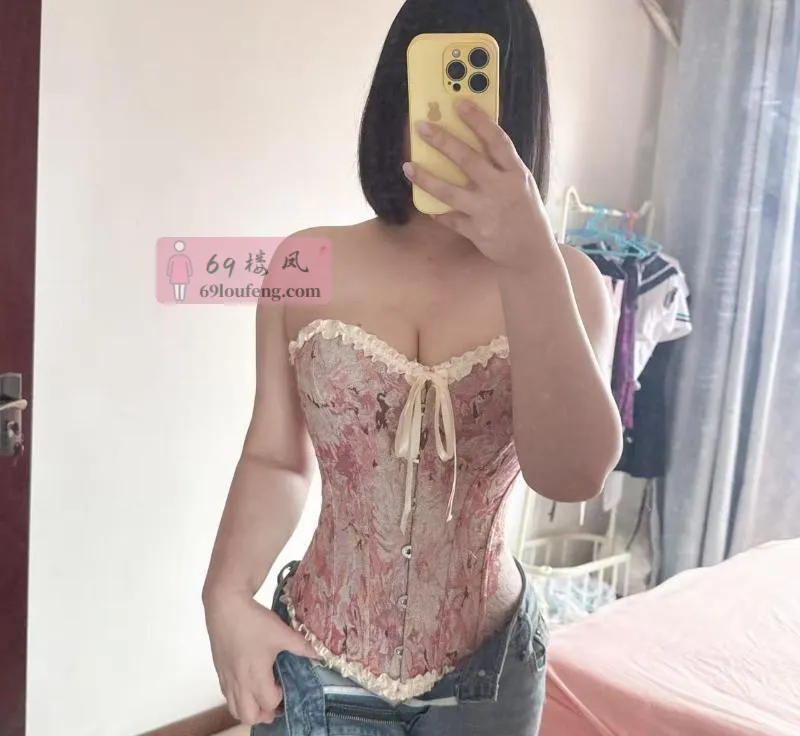 甜美短发大胸小姐姐 - 北京-丰台区 楼凤实拍第2张