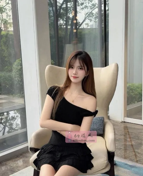 皮肤白嫩邻家女友老师 - 广东-深圳 楼凤实拍第1张