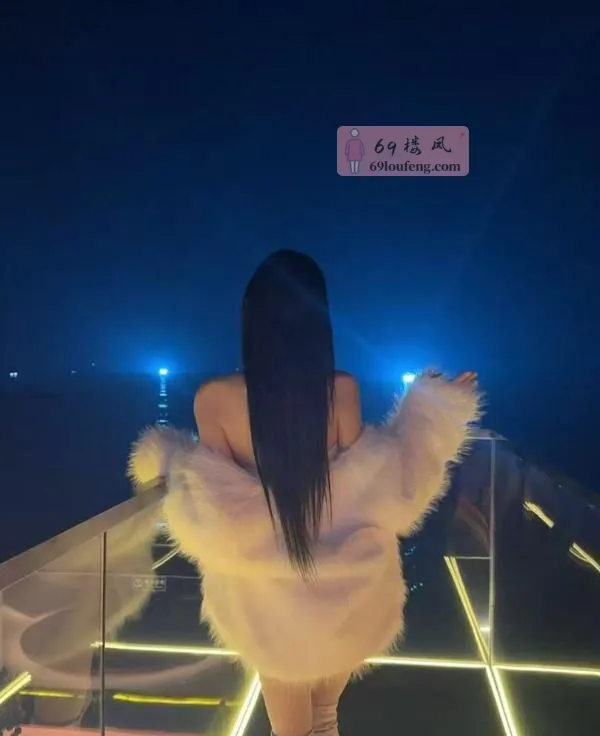 高颜值性感美女 - 湖南-长沙 楼凤实拍第4张