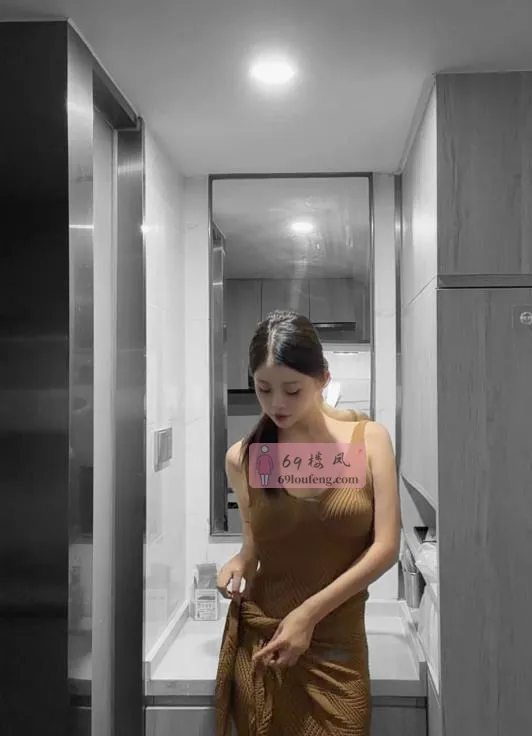 高挑性感翘臀美女 - 广东-东莞 楼凤实拍第1张