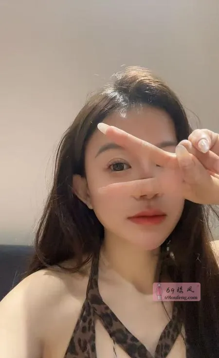 舌吻女王妞妞 - 广东-深圳 楼凤实拍第3张