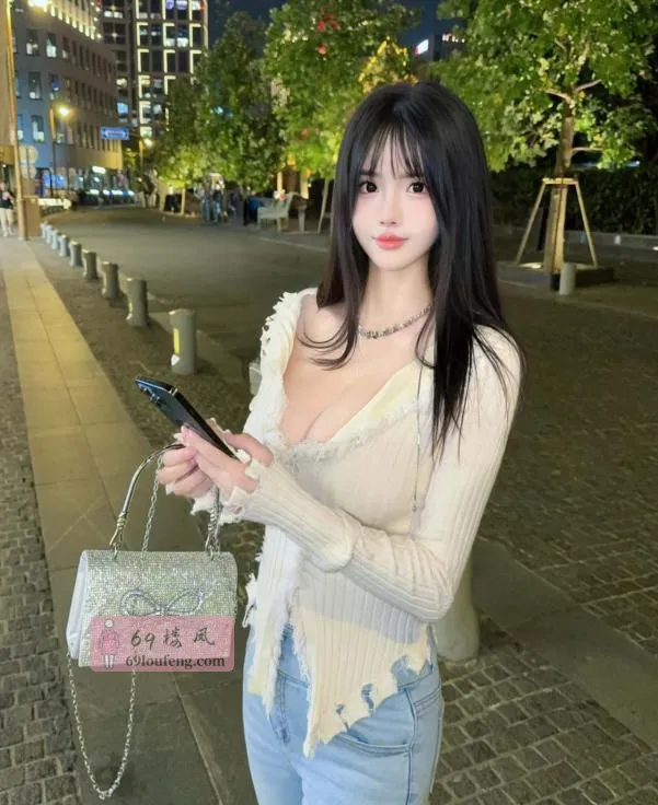 巨乳高颜反差兔兔   - 上海-闵行区 楼凤实拍第3张