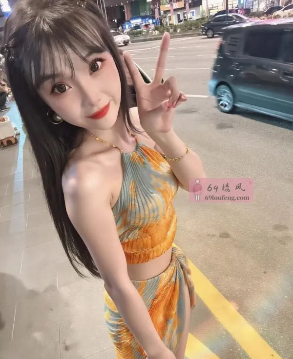 170丰满女模能舌吻 - 北京-丰台区 楼凤实拍第4张