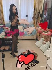 广东 - 广州 附近最火老师 白云可SM少妇 照片墙