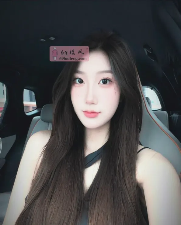 长腿大胸高颜值美女 - 江苏-南京 楼凤实拍第3张