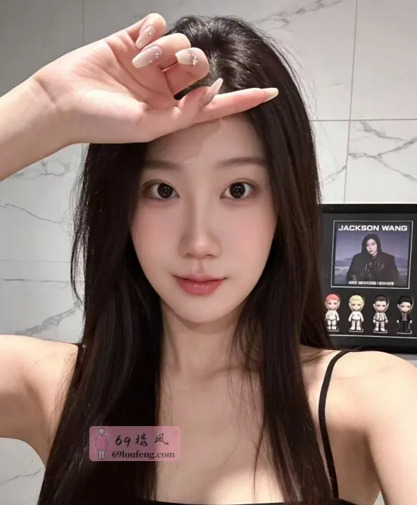 长腿大胸高颜值美女 - 江苏-南京 楼凤实拍第1张