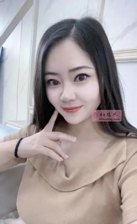 光谷巨乳琦姐 - 湖北-武汉 楼凤实拍第1张