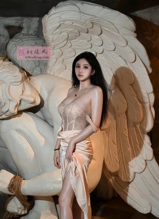白嫩巨乳颜值大蜜蜜 - 浙江-杭州 楼凤实拍第3张