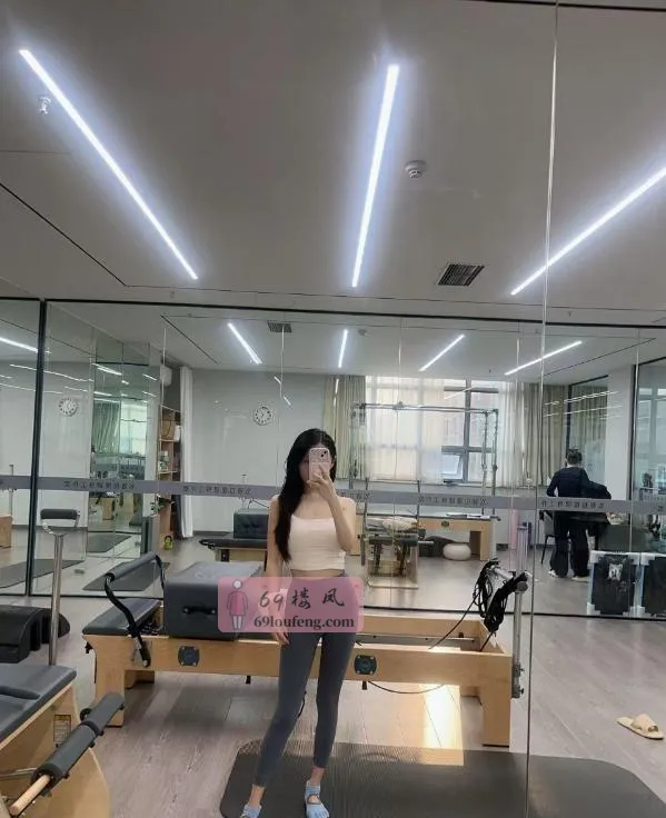 丰台皮肤光滑颜值老师 - 北京-丰台区 楼凤实拍第3张