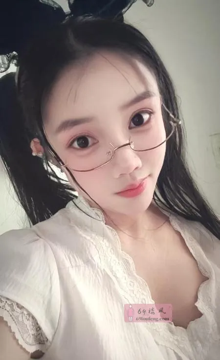张家港少妇 - 江苏-苏州 楼凤实拍第4张