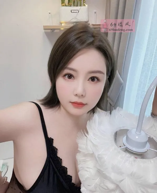 大胸服务系短发妹子 - 浙江-杭州 楼凤实拍第1张