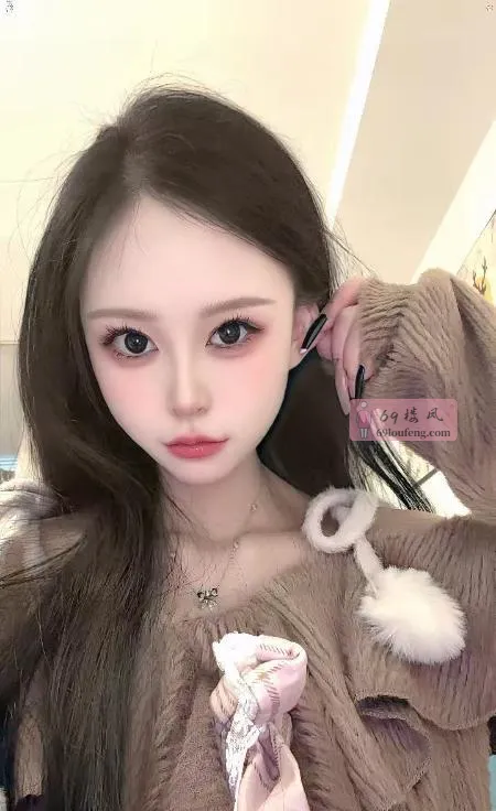 萝莉感美女 - 江苏-无锡 楼凤实拍第2张