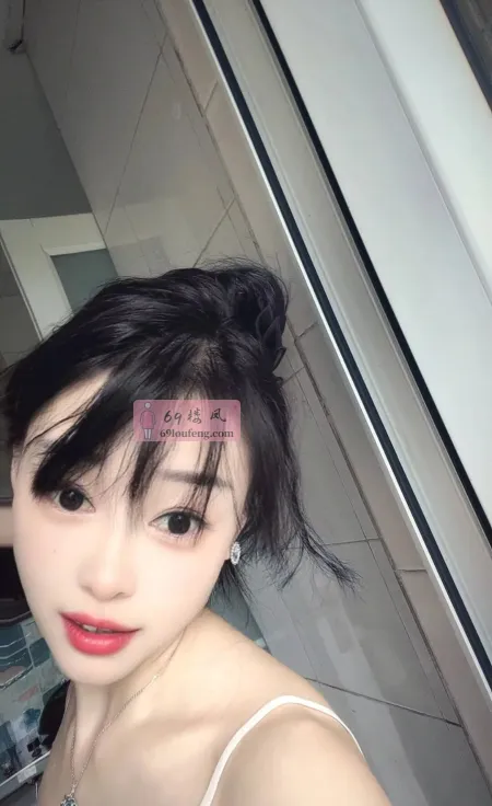 观音桥S型美女 - 重庆-渝北区 楼凤实拍第1张