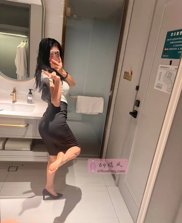 观音桥S型美女 - 重庆-渝北区 楼凤实拍第3张