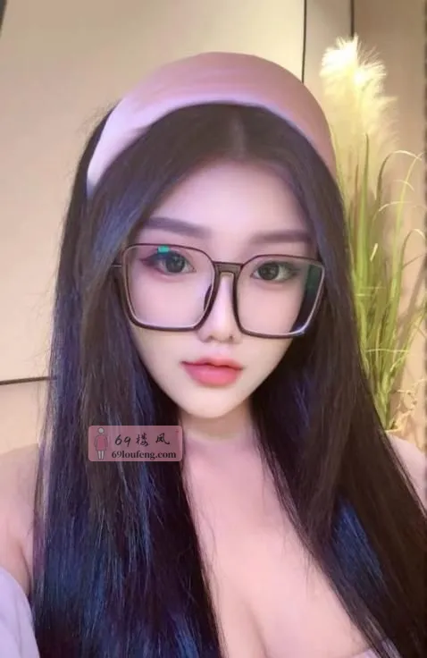 性感制服小女友 - 上海-普陀区 楼凤实拍第3张