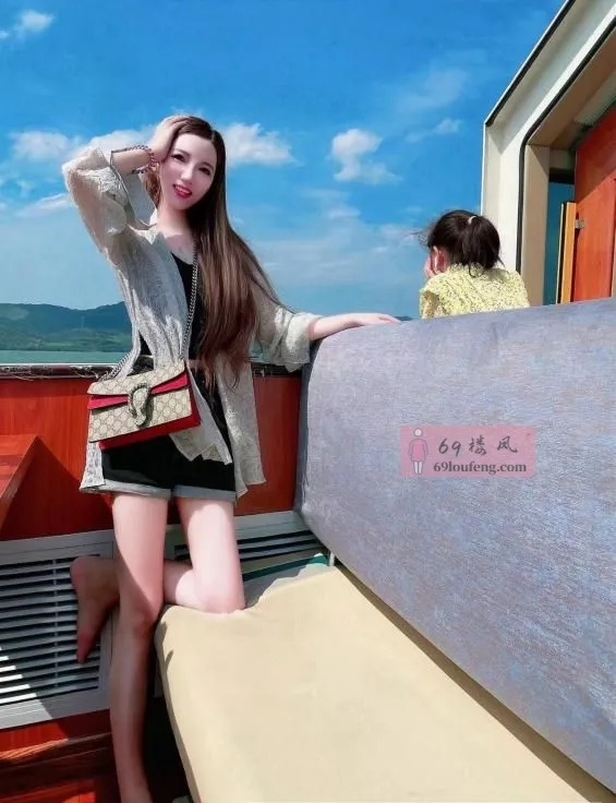 越秀长腿美女淇淇 - 广东-广州 楼凤实拍第3张