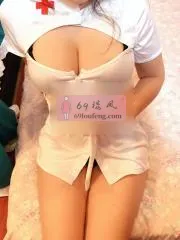 长宁翘臀美白妹子 现场拍摄照片 (上海 - 长宁区)