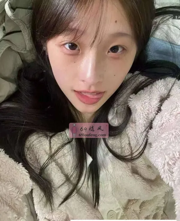 清纯刚下海小妹兼职 - 上海-徐汇区 楼凤实拍第2张