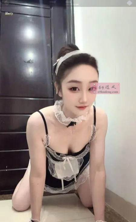 福田大胸手感好妹子 - 广东-深圳 楼凤实拍第3张