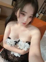 南山甜妹白虎梅梅 真实工作室环境 (地点：广东 - 深圳)