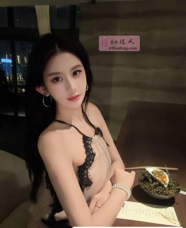 性感美足妩媚颜值CC - 广东-深圳 楼凤实拍第4张