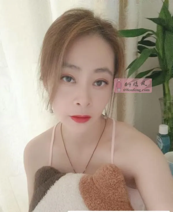 少妇晓雯 - 江苏-南京 楼凤实拍第1张
