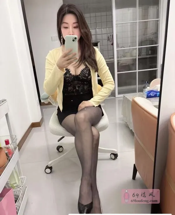 个人服务小姐姐 - 湖北-武汉 楼凤实拍第3张