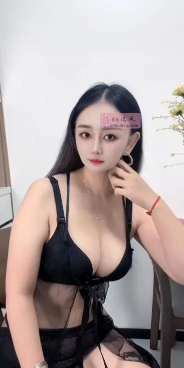 上城大胸妹子小七 - 浙江-杭州 楼凤实拍第1张